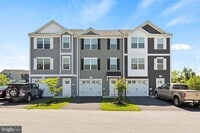 Building Photo - 2604 Hickorywood Ln