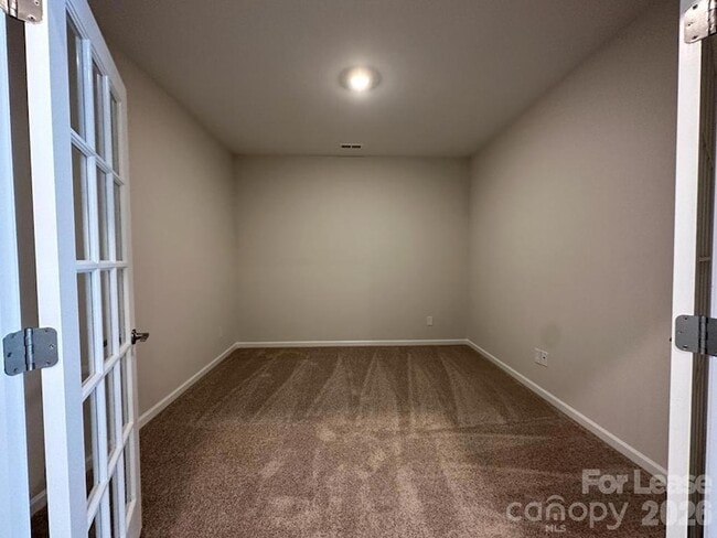 Building Photo - 9233 Harwen Ln