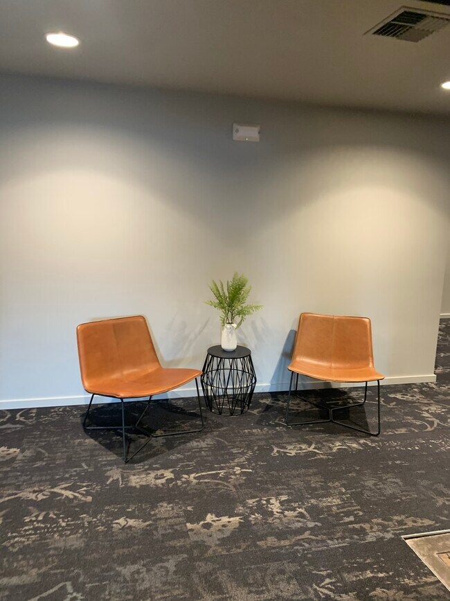 COMMON AREA - 1011 W 1st Ave