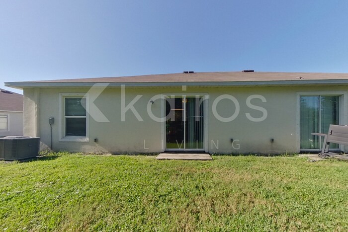 Building Photo - 9137 Aegean Cir