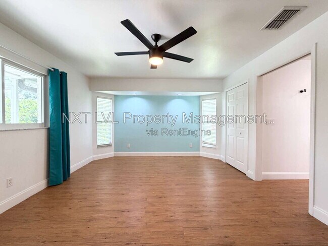 Building Photo - 631 SW 12th St