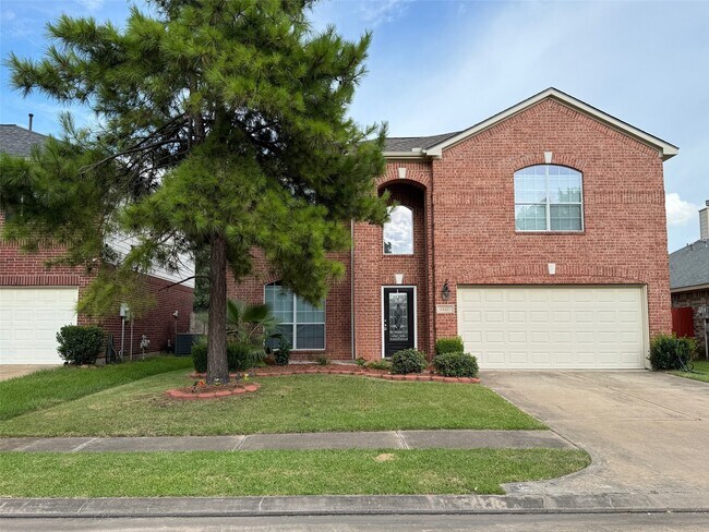 Building Photo - 24423 Hampton Lakes Dr