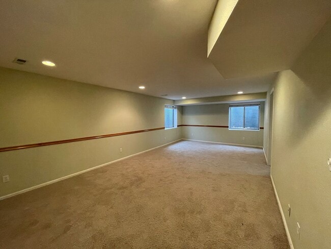 Building Photo - The Full Package