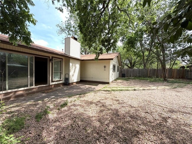 Building Photo - 12212 Wallingstone Ln