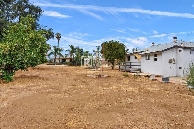 Building Photo - 17771 Brightman Ave