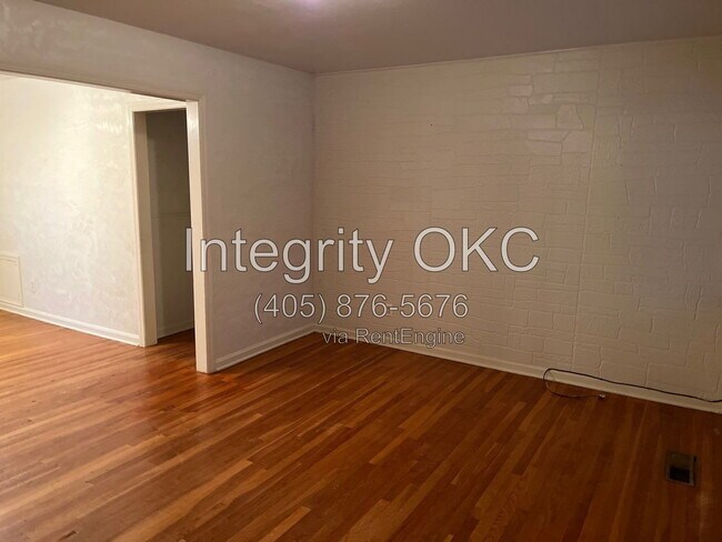 Building Photo - 3700 N Drexel Blvd