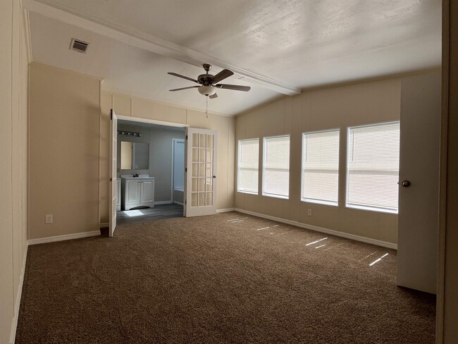 Building Photo - 1340 Thompson Bailey Rd