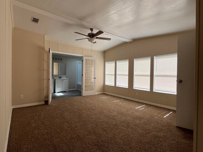 Building Photo - 1340 Thompson Bailey Rd