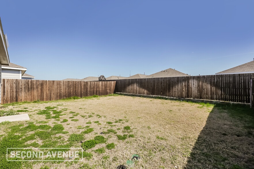 Building Photo - 6021 Determine Ln