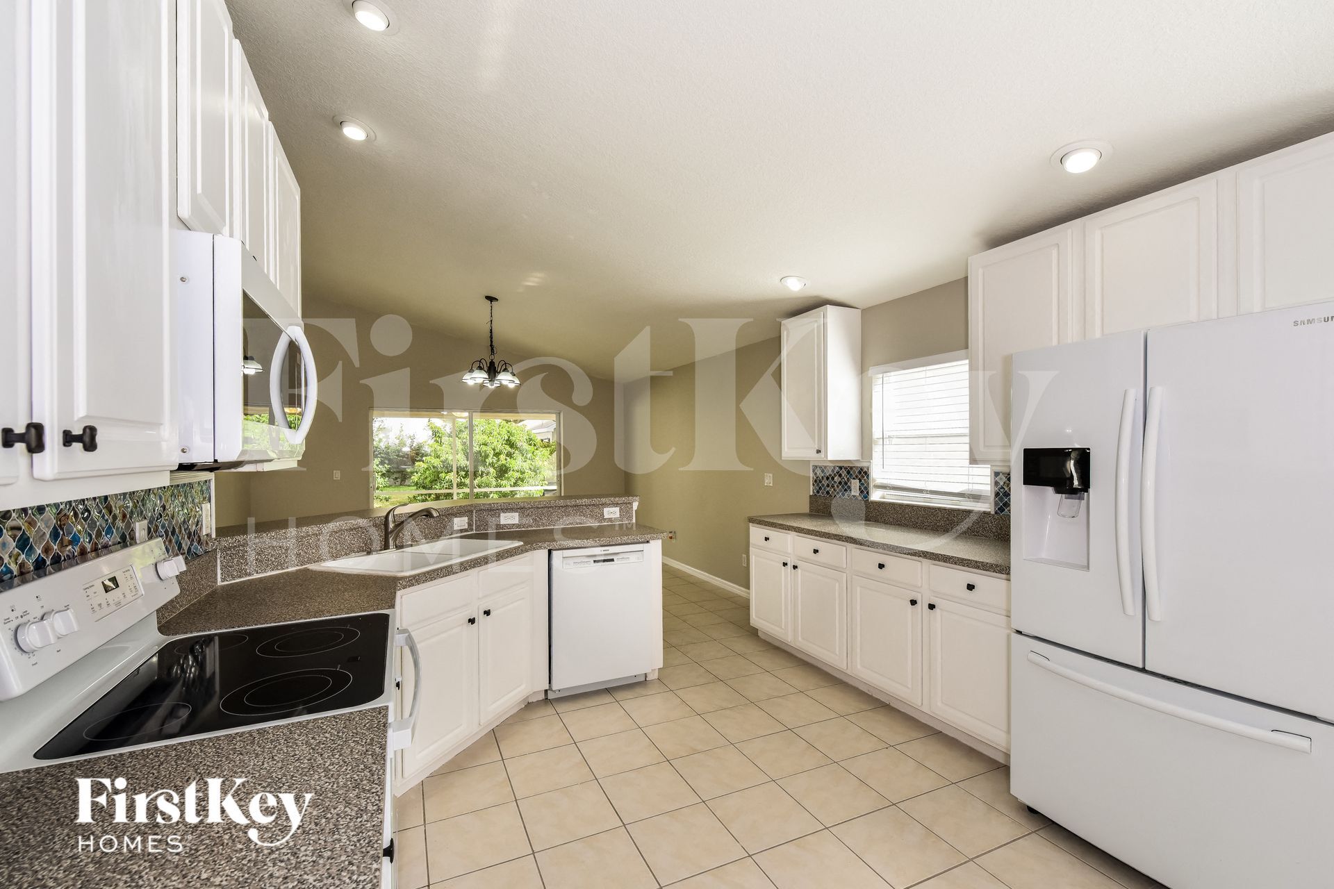 Building Photo - 9783 Gladiolus Bulb Loop