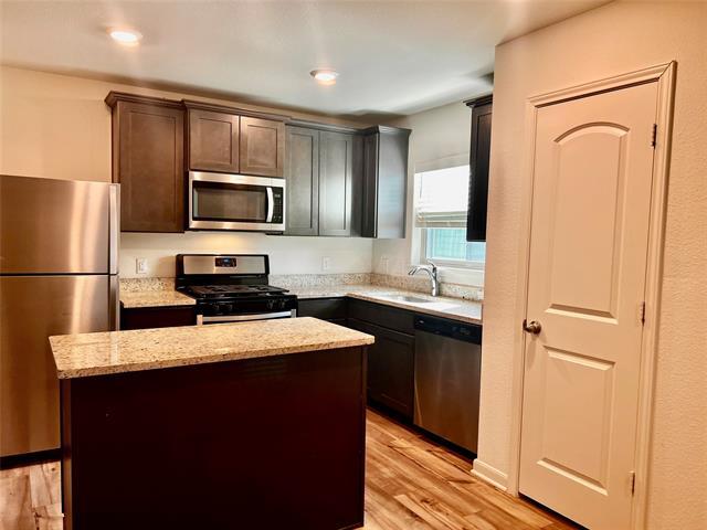 Building Photo - 13824 Musselshell Dr