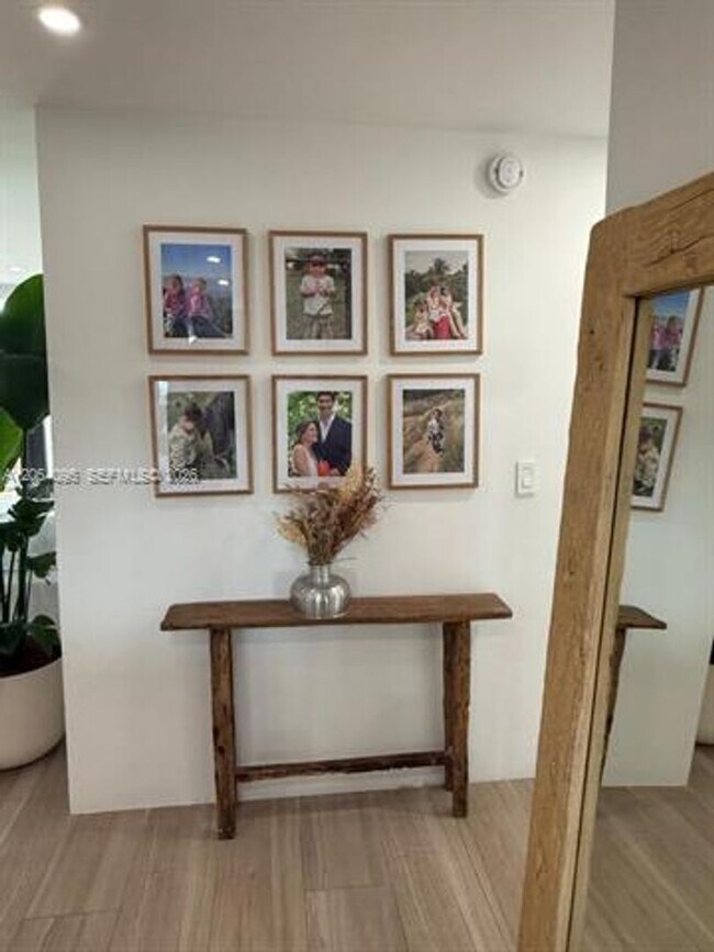 Building Photo - 1111 Crandon Blvd