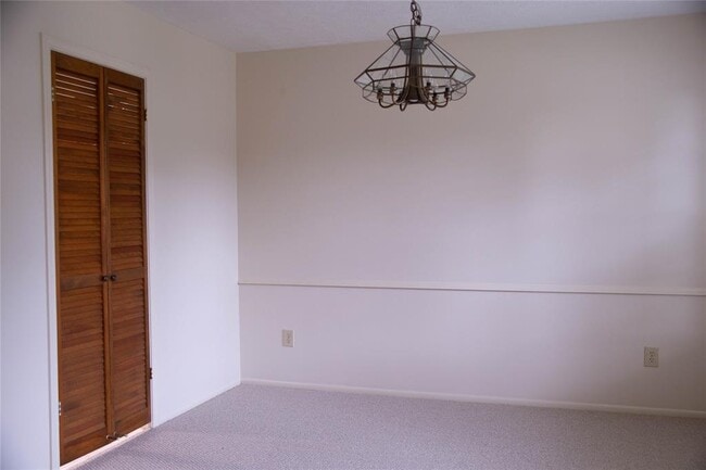 Building Photo - 13214 Ensley Wood Dr