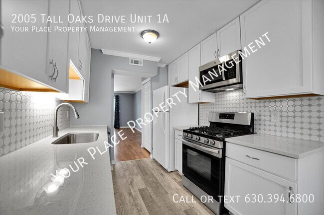 Building Photo - 2005 Tall Oaks Dr