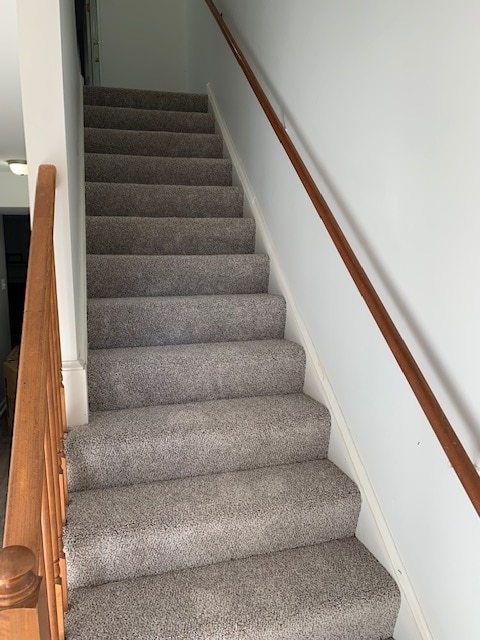 Inside front door, stairs to 2nd floor - 105 Wellesley Dr