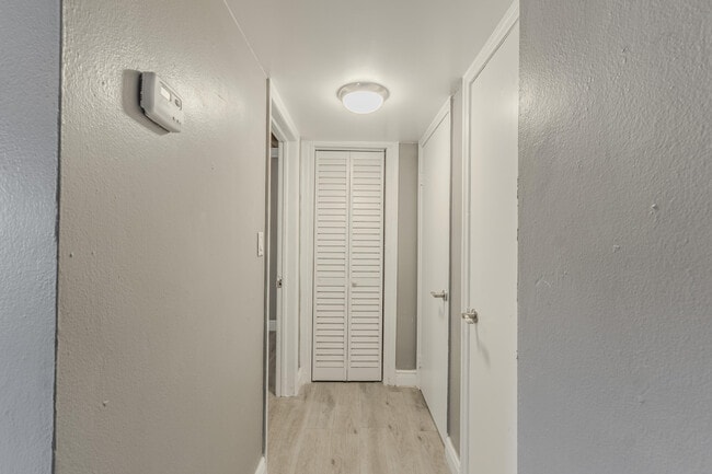 Building Photo - 112 W 34th St