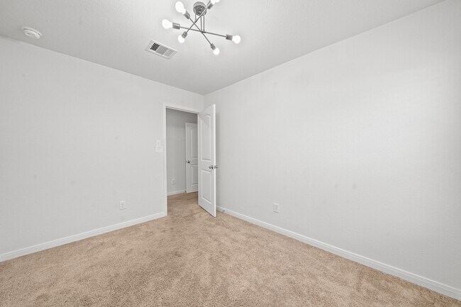 Building Photo - 20742 Nala Bear Dr