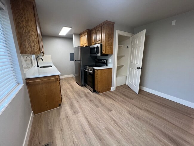 Building Photo - Home in Nephi, UT
