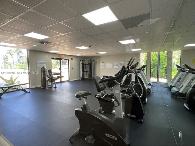 Building Photo - 8075 SW 107th Ave