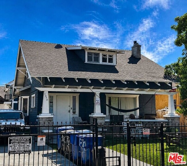 Building Photo - 1378 W 30th St