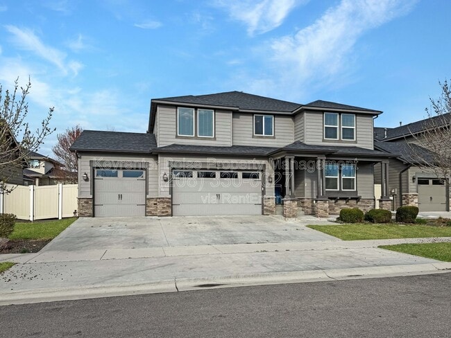 Building Photo - 7895 S Brundage Ave