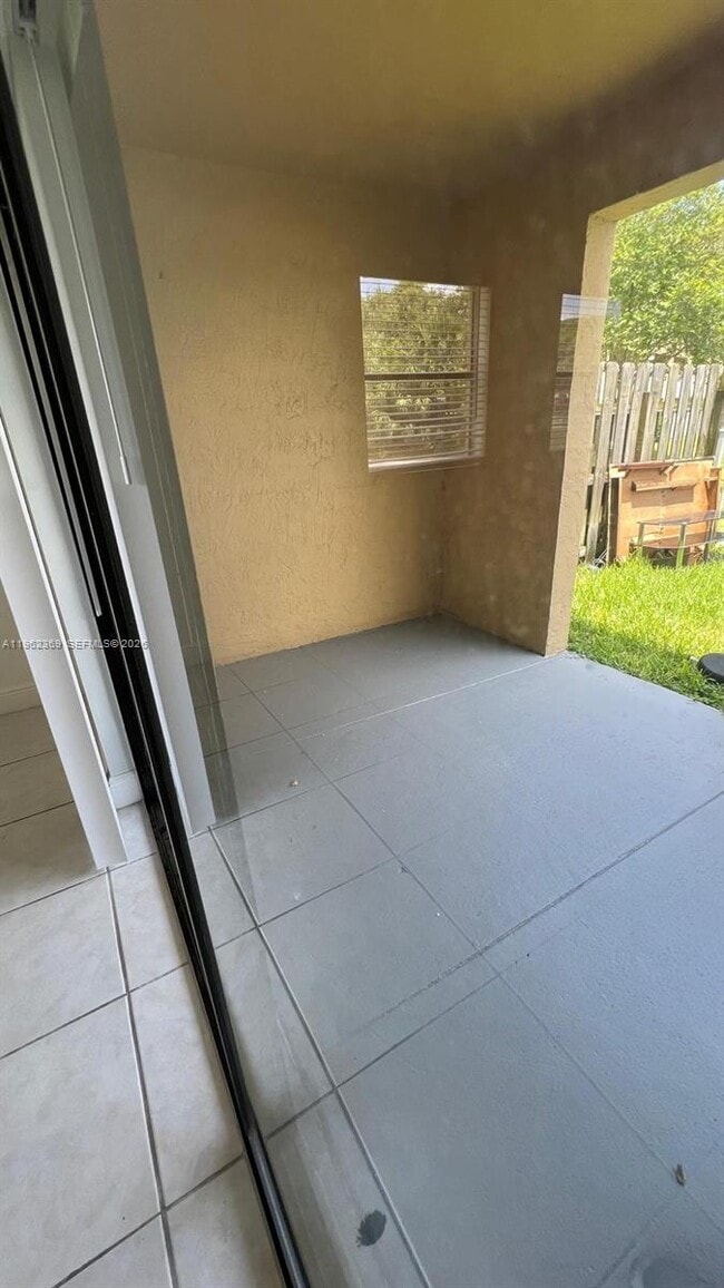 Building Photo - 5200 NW 31st Ave