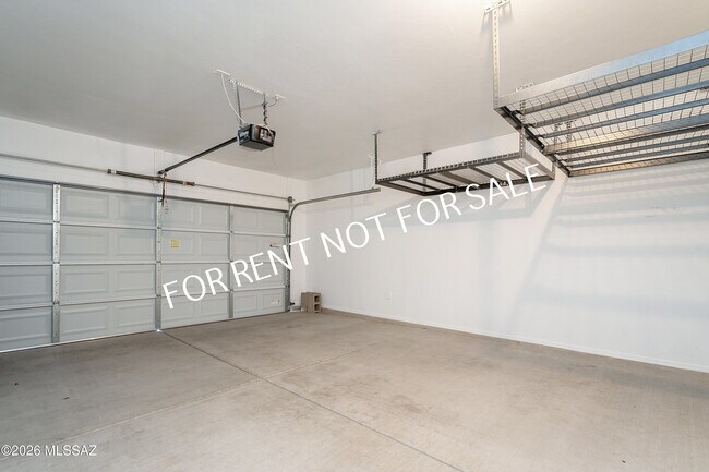 Building Photo - 7307 E Heartwood Dr