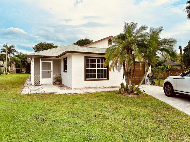 Primary Photo - 10064 Boynton Pl Cir