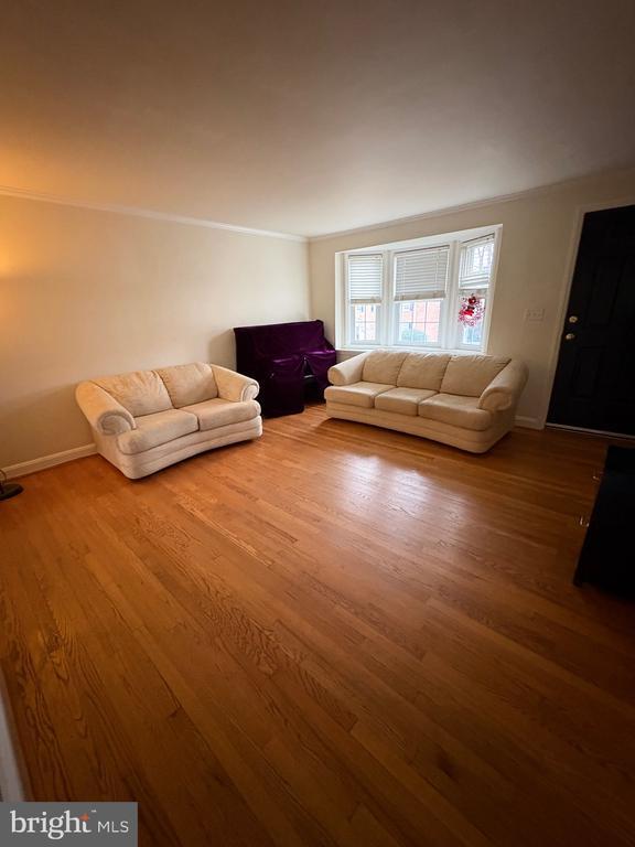 Building Photo - 146 Dumbarton Rd