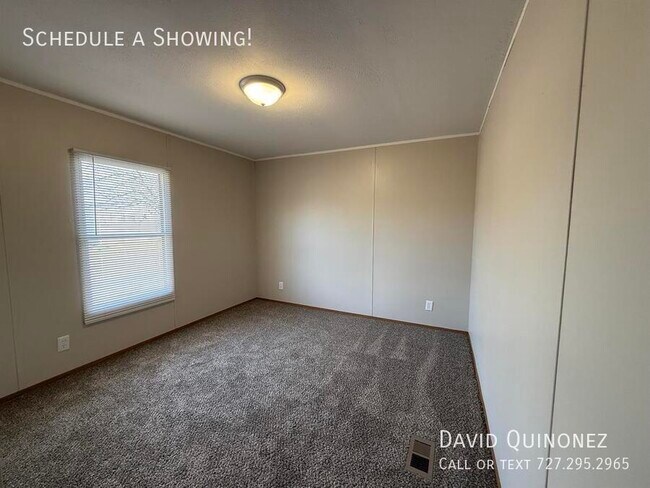 Building Photo - 6622 Country Ln