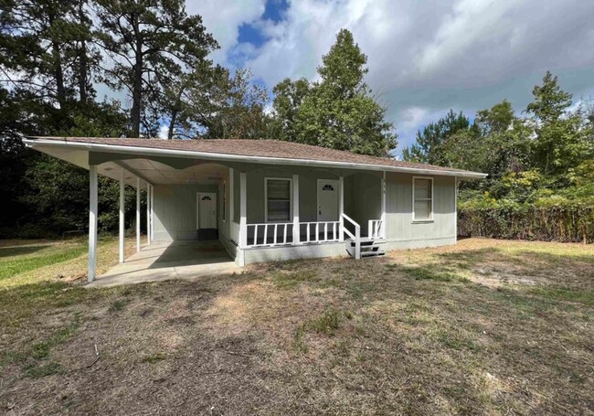 Primary Photo - Spacious 3-Bedroom, 2-Bath Home in Silsbee...