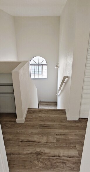 Stairs - 371 Lander Dr