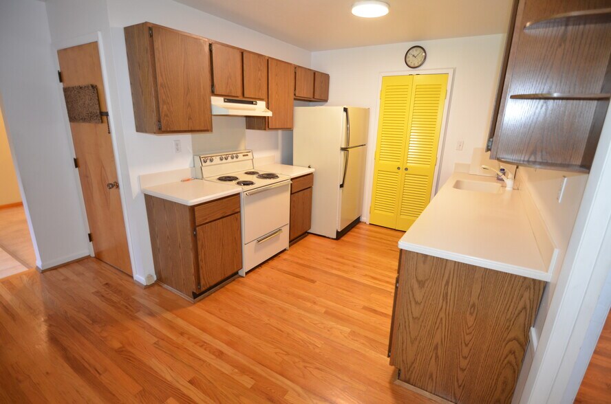 Building Photo - 836 Waycross Rd