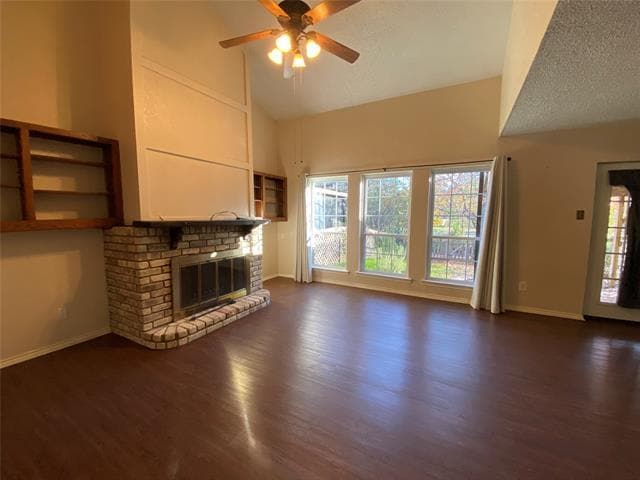 Building Photo - 606 Old Country Rd