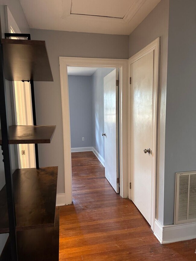 Building Photo - RENTAL HOME 3BD/2BTH