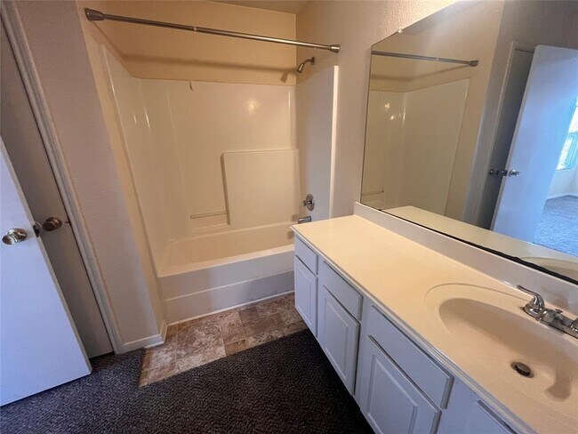 Building Photo - 10906 Orchard Springs Dr