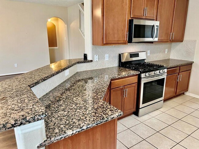 Building Photo - 25106 Hazel Ranch Dr