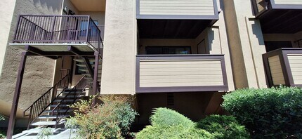 Building Photo - COMING SOON! $2850 2 BED/2 BATH CONDO IN W...