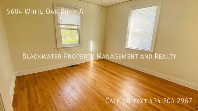 Building Photo - 5604 White Oak Dr