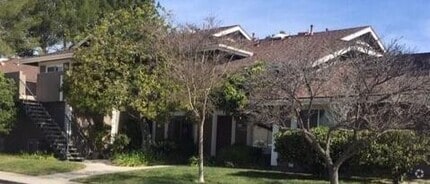 Building Photo - 224 Gazania Ct