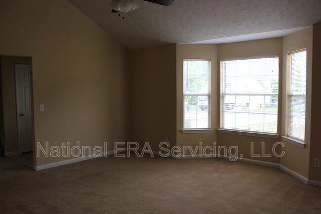 Building Photo - 481 Harvick Cir