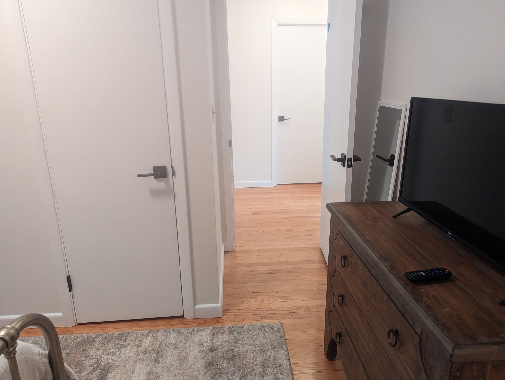 Building Photo - 212 Dewey St