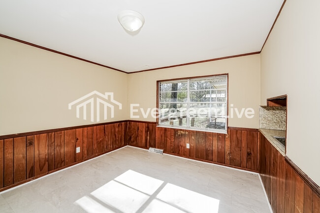 Building Photo - 3322 Bonds Ave