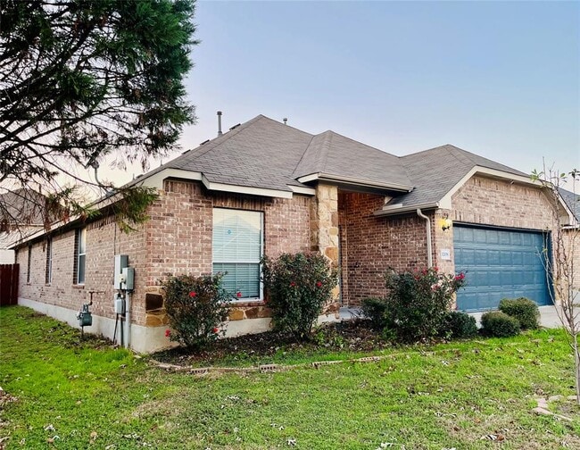 Building Photo - 1208 Rainbow Parke Dr