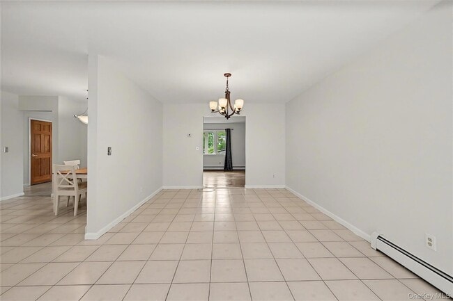 Building Photo - 568 Manville Rd