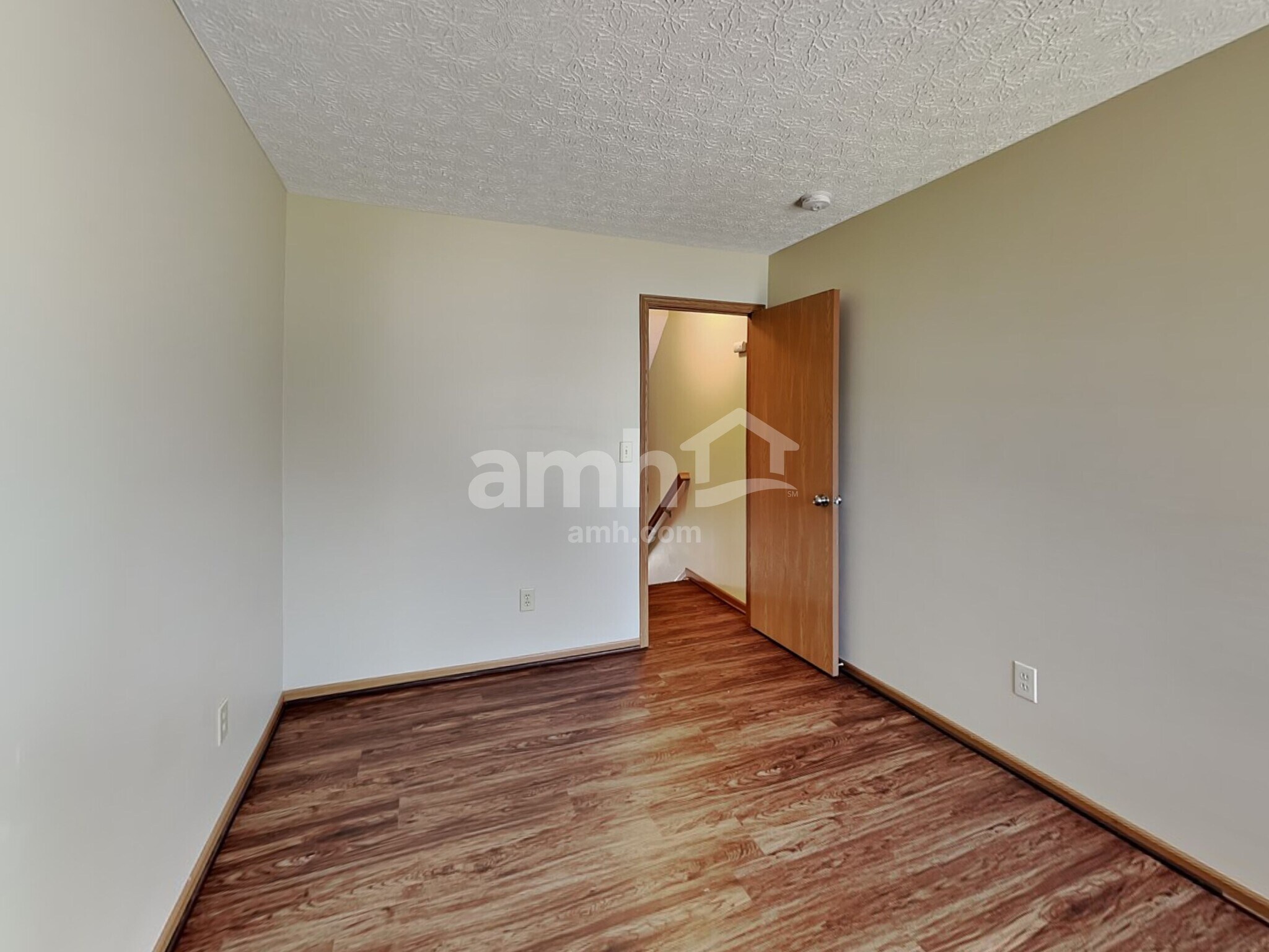 Building Photo - 344 Pataskala Ridge Dr SW