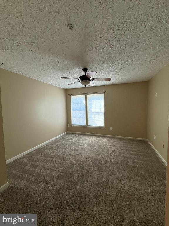Building Photo - 1064 Jeanett Way