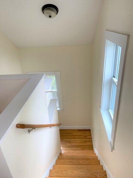 Building Photo - 22 Marcella St