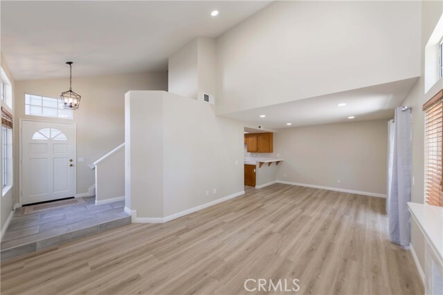 Building Photo - 2182 Avocado Dr