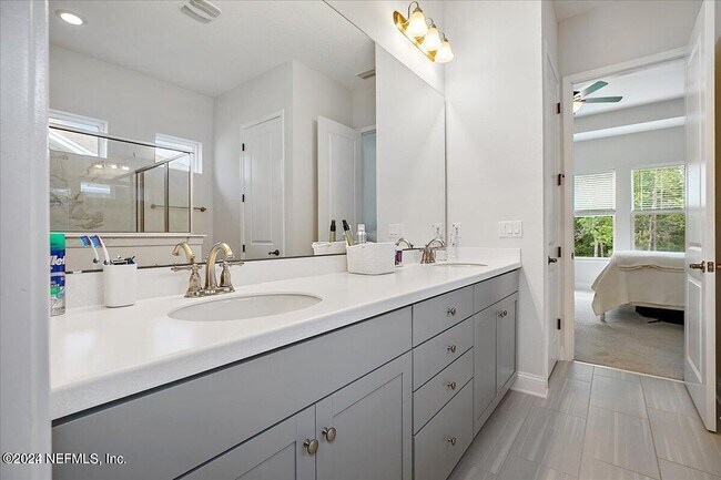 Building Photo - 145 Shadow Rdg Trl